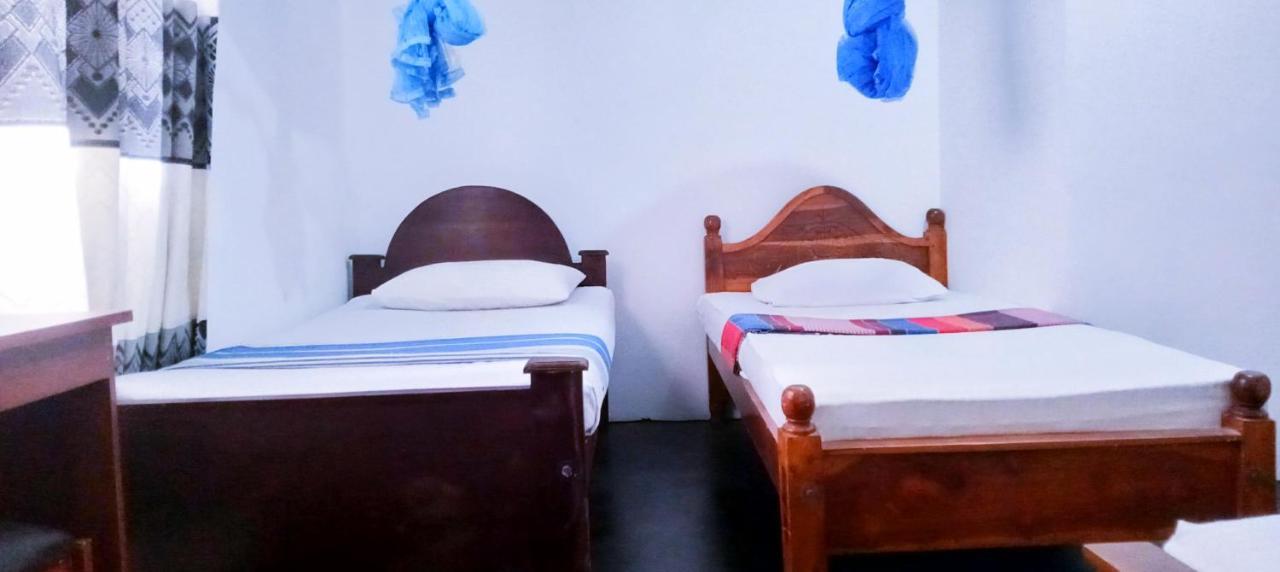 The Traveller'S Hostel & Private Rooms Sigiriya Dış mekan fotoğraf