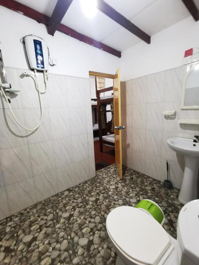 The Traveller'S Hostel & Private Rooms Sigiriya Dış mekan fotoğraf