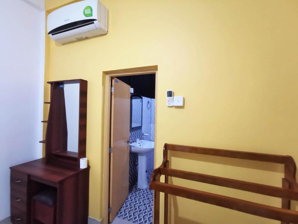 The Traveller'S Hostel & Private Rooms Sigiriya Dış mekan fotoğraf